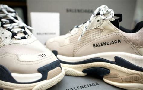 balenciaga shoes size 6.